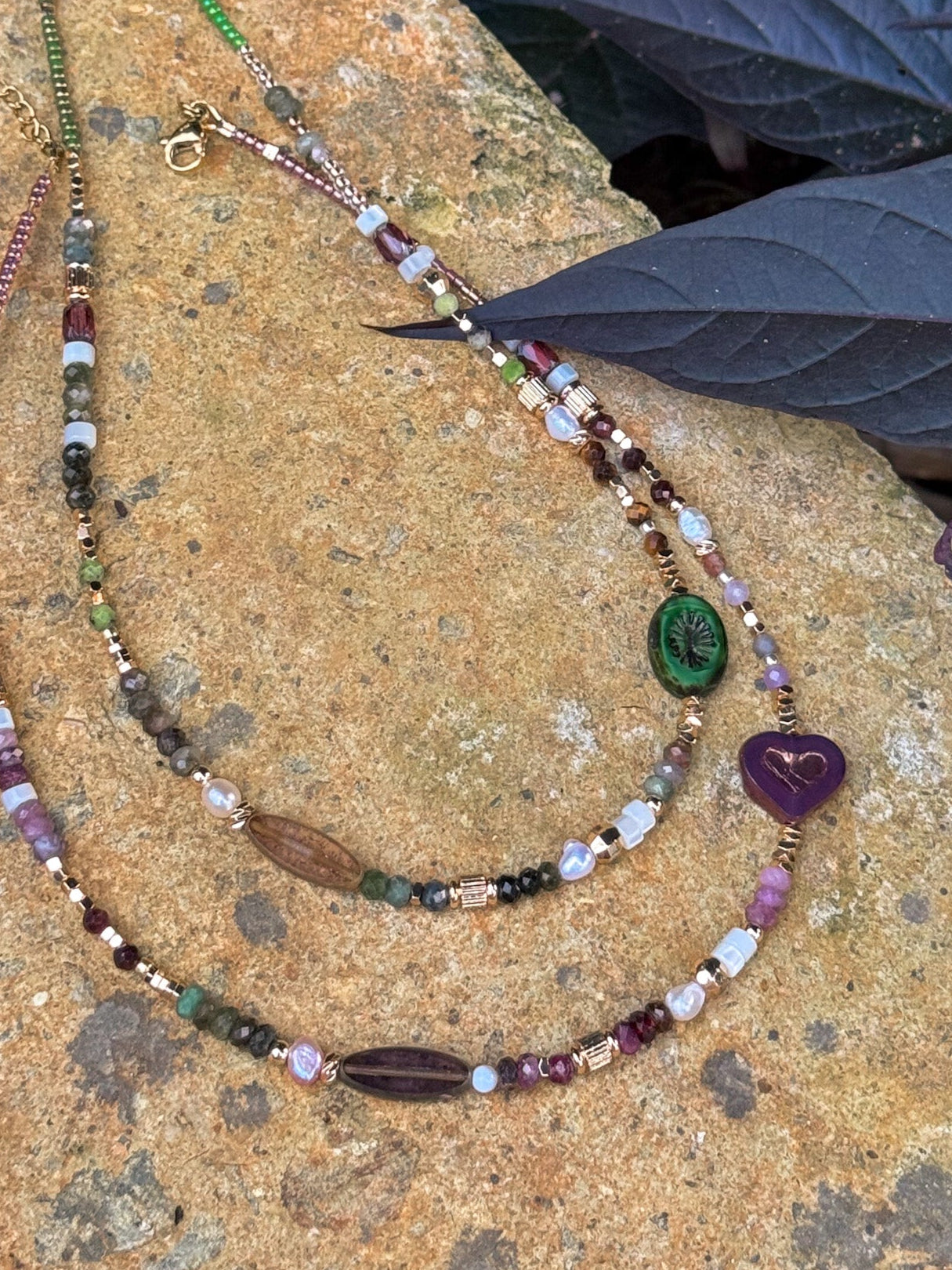 Velvet Moss Choker