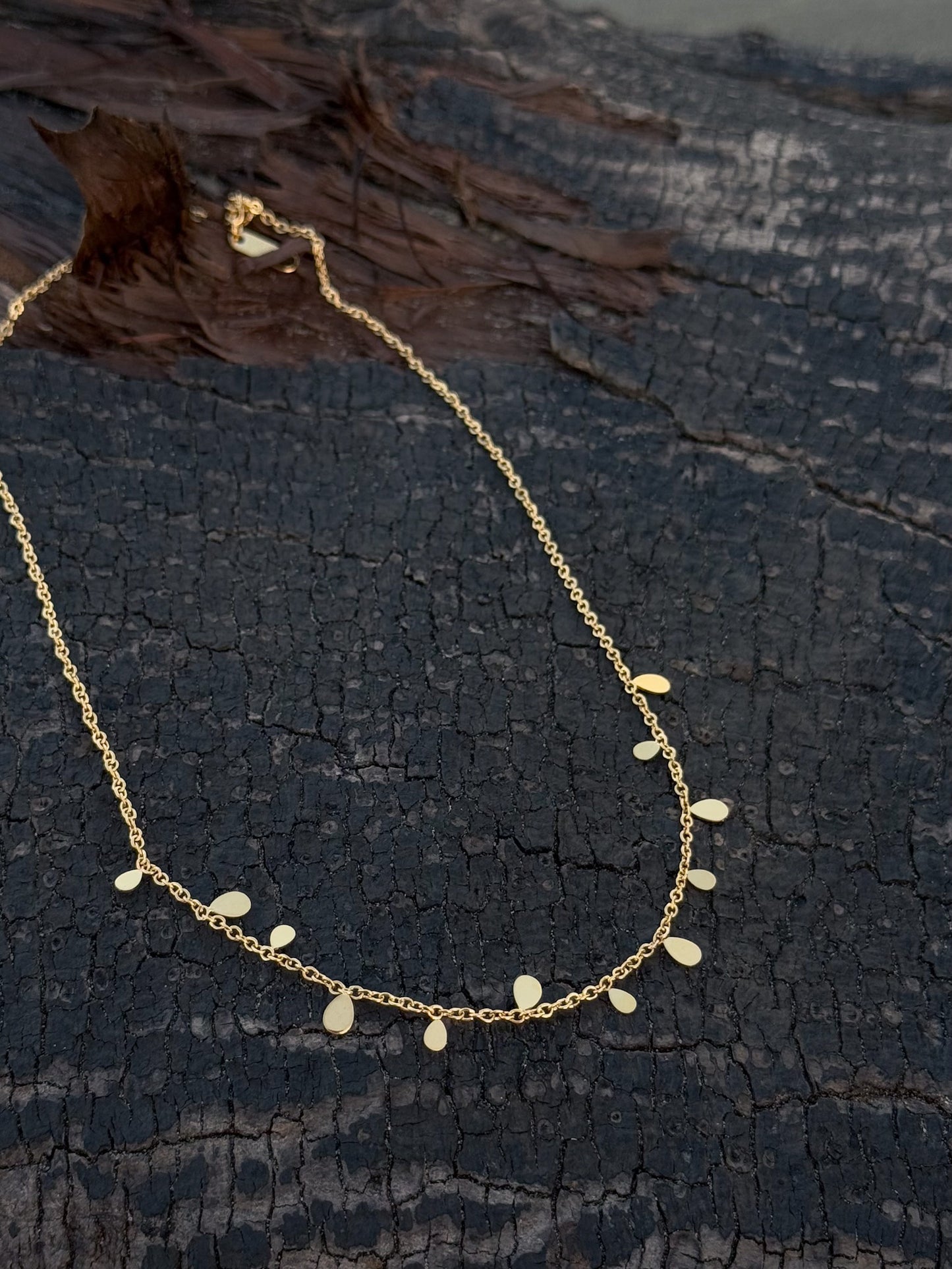 Sophisticated Disc Necklace