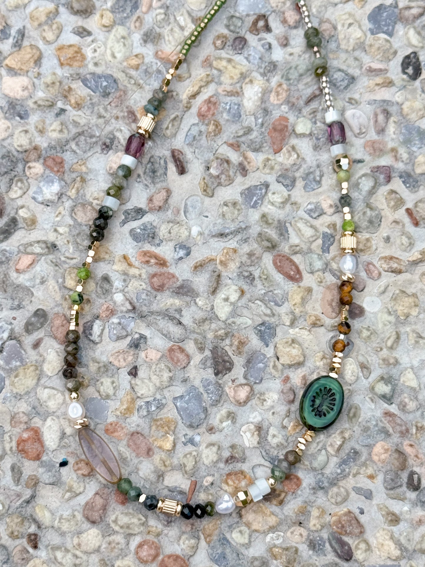 Velvet Moss Choker