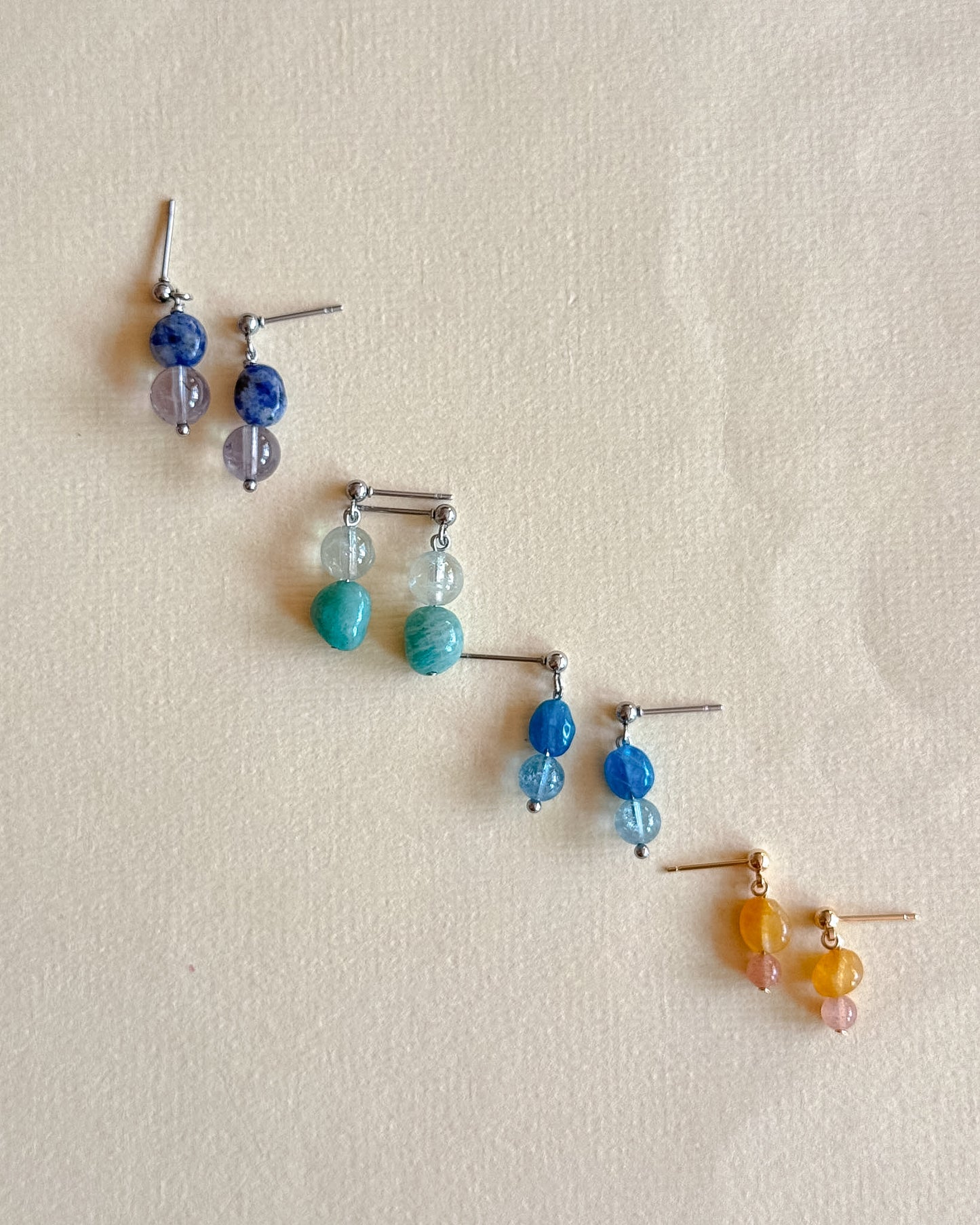Mini Coastal Earrings (4 colors)