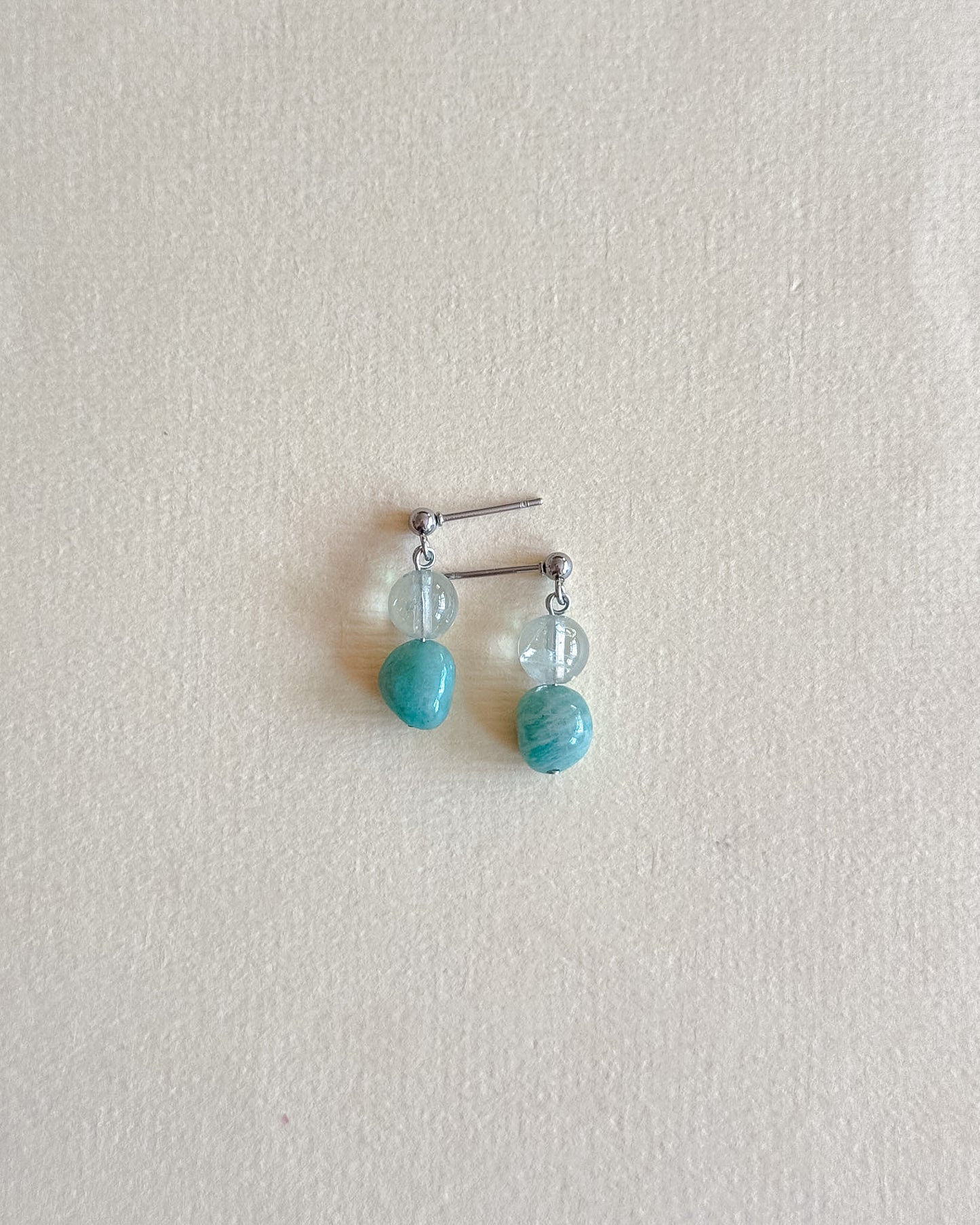 Mini Coastal Earrings (4 colors)