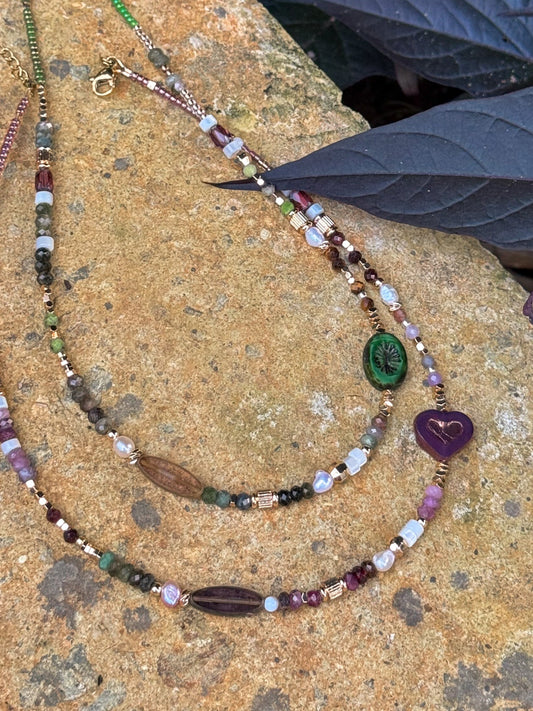 Velvet Moss Choker