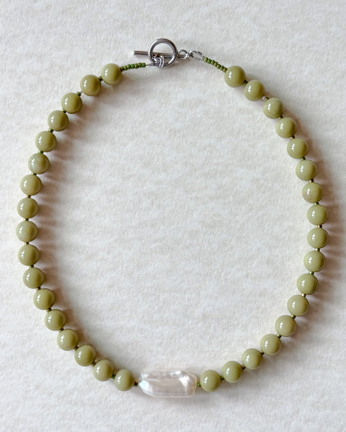 Miya Necklace - Avocado alashan