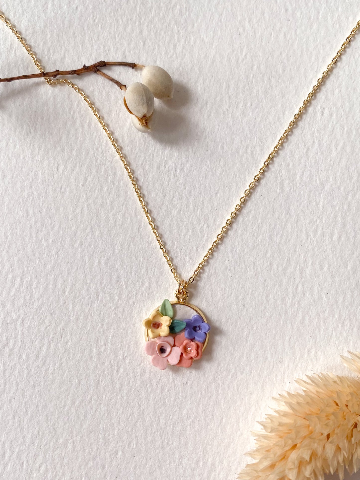 Waltz of the flowers Necklace