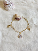 Load image into Gallery viewer, Made in sea bracelet
