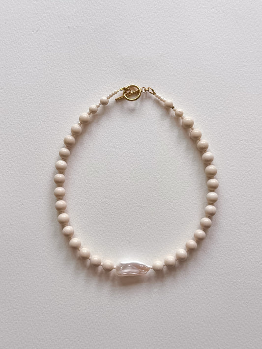 [Backorder] Miya Necklace - White fossil jasper