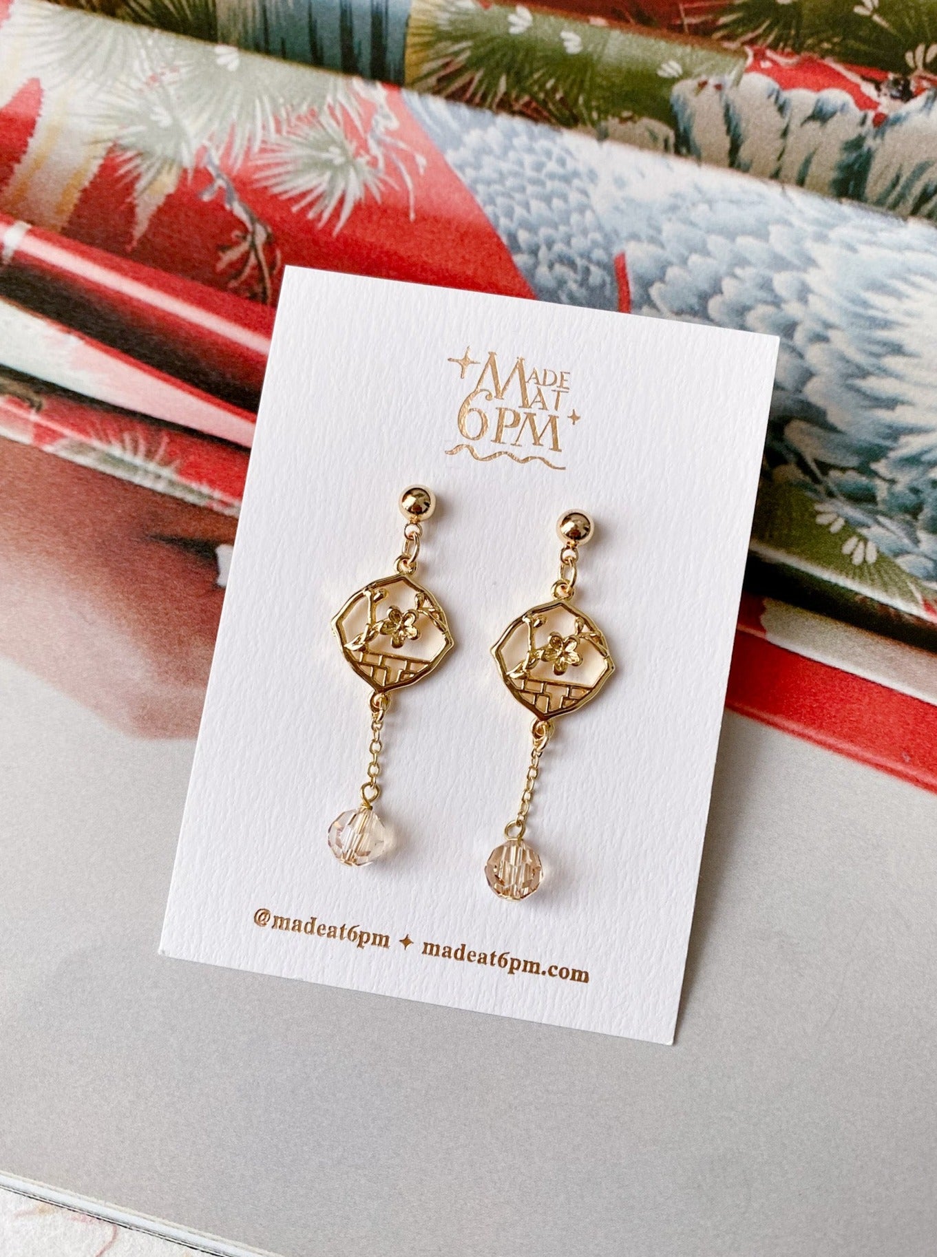 Mei 2.0 - Oriental Window Earrings