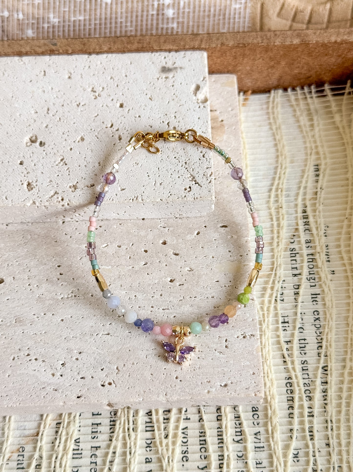 Buzz & Blush bracelet (4 styles)