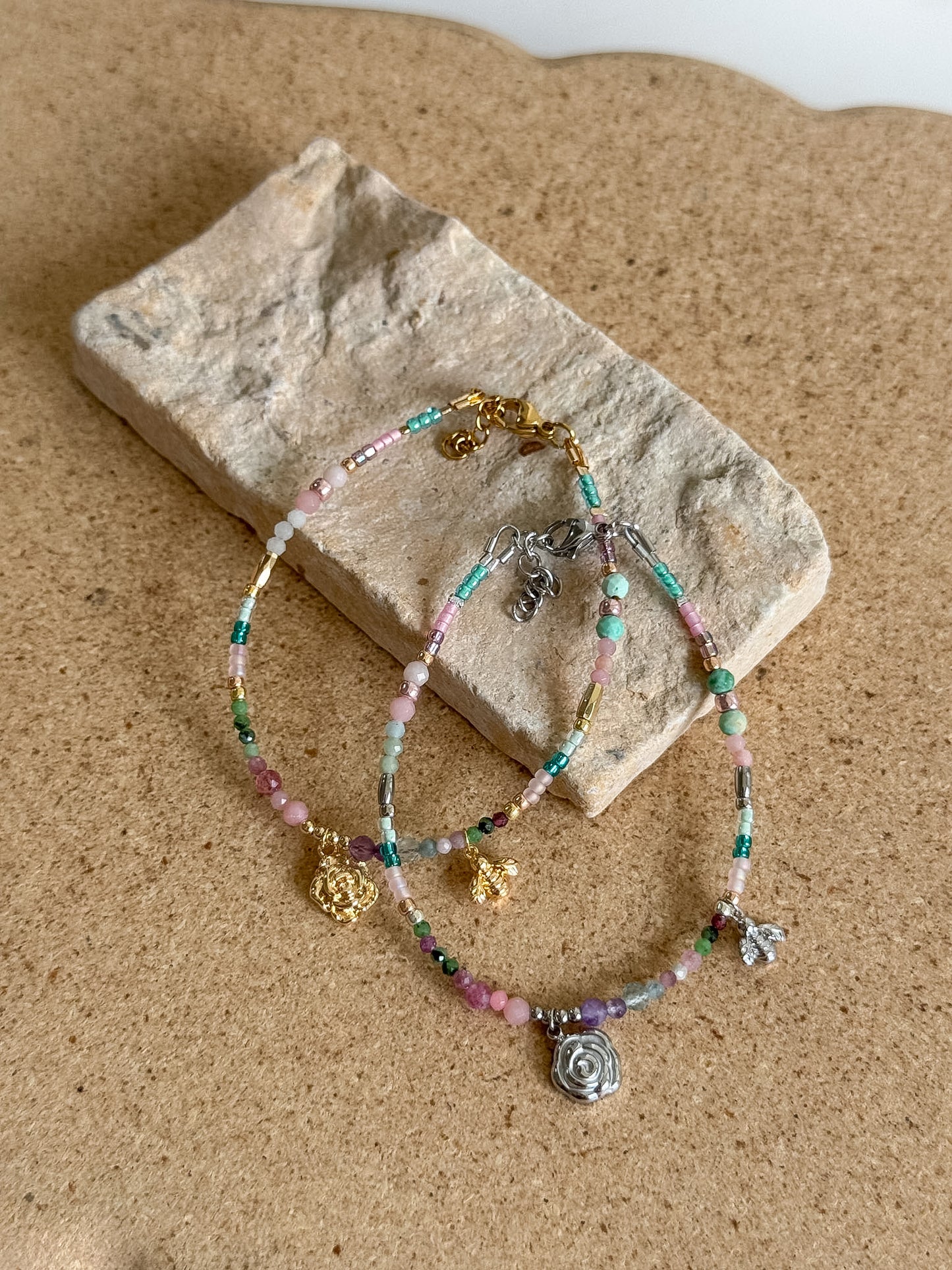 Buzz & Blush bracelet (4 styles)