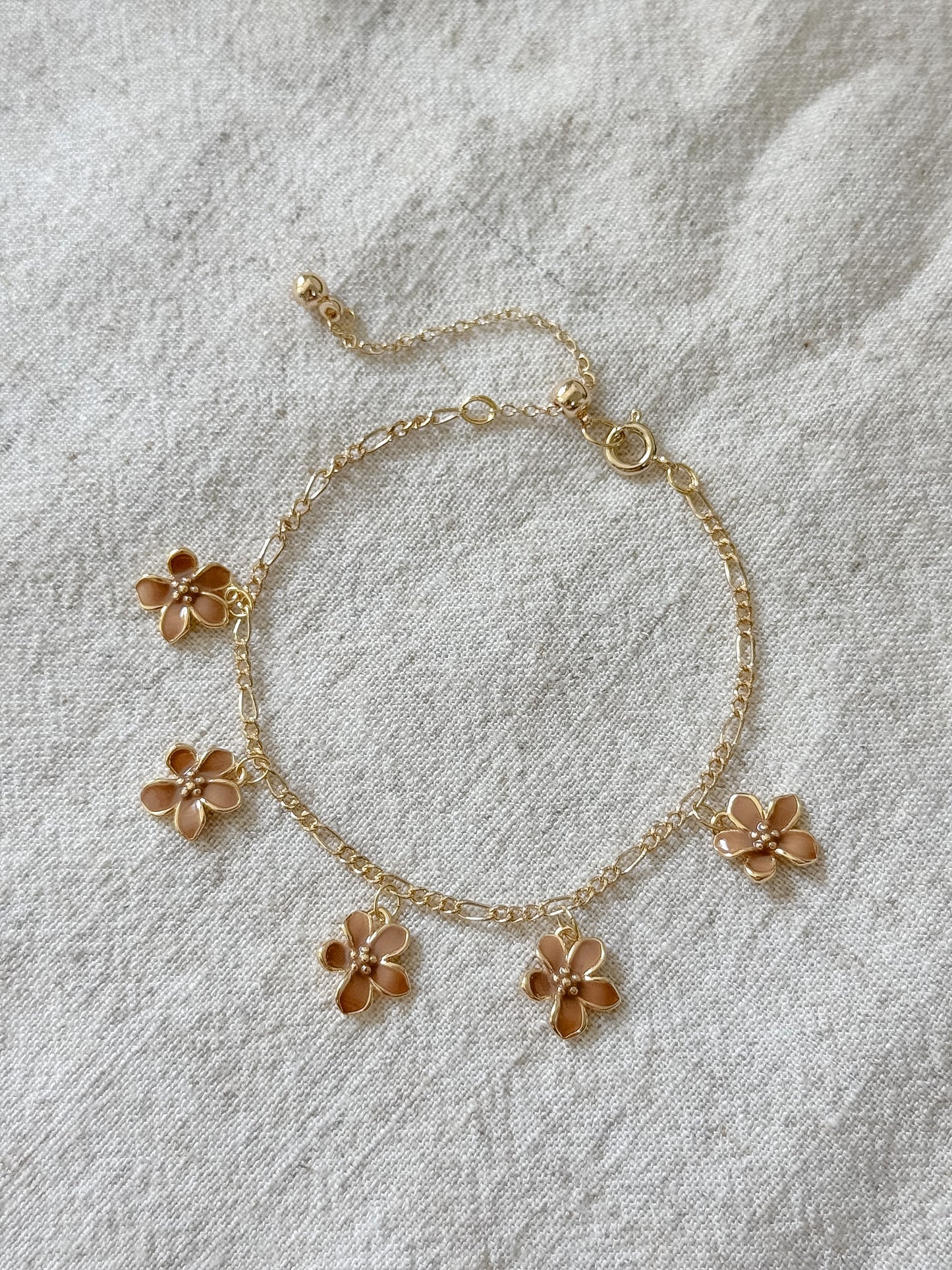 Petals & Charms bracelet (4 styles)