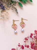 Load image into Gallery viewer, Mei - Oriental Window Earrings
