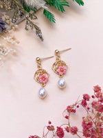 Load image into Gallery viewer, Mei - Oriental Window Earrings
