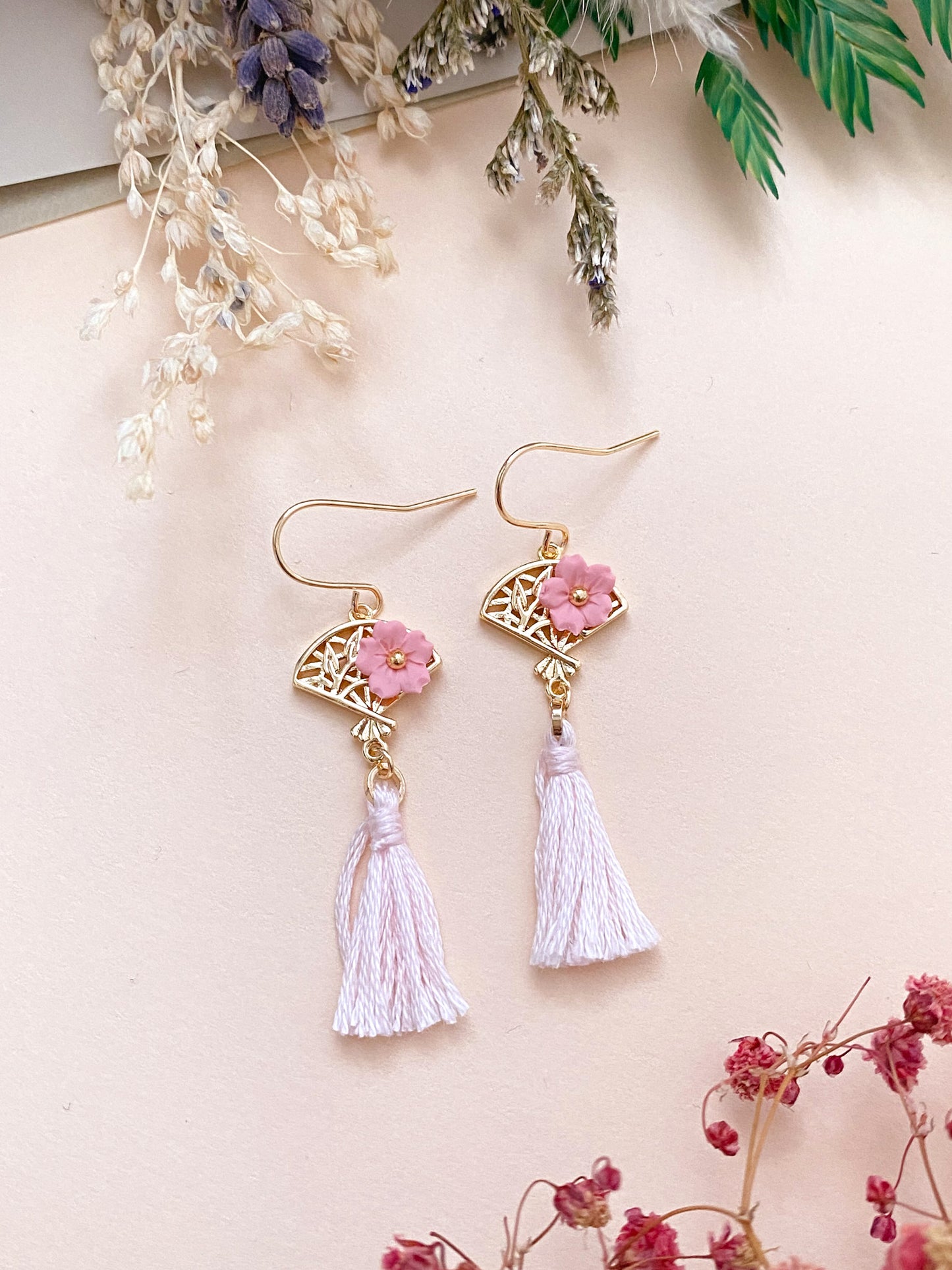 Shin - Mini Fan Earrings