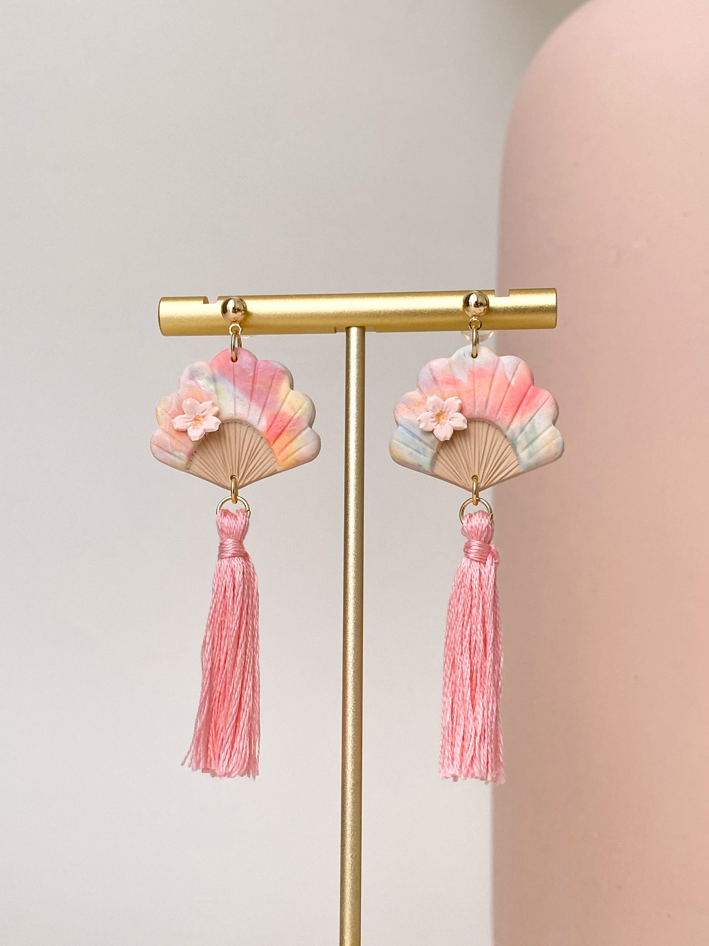 Hana Fan Tassel Earrings