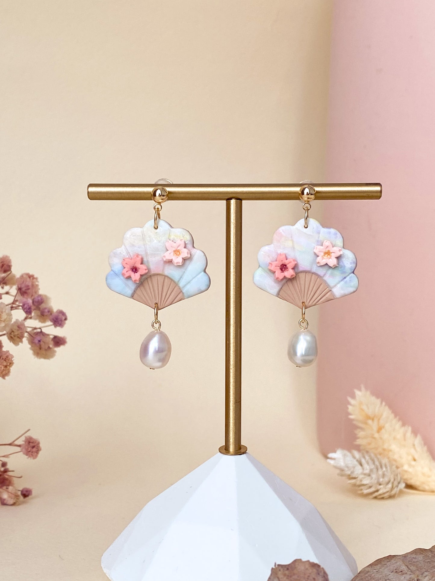 Hana Fan Baroque Pearl 2.0 Earrings